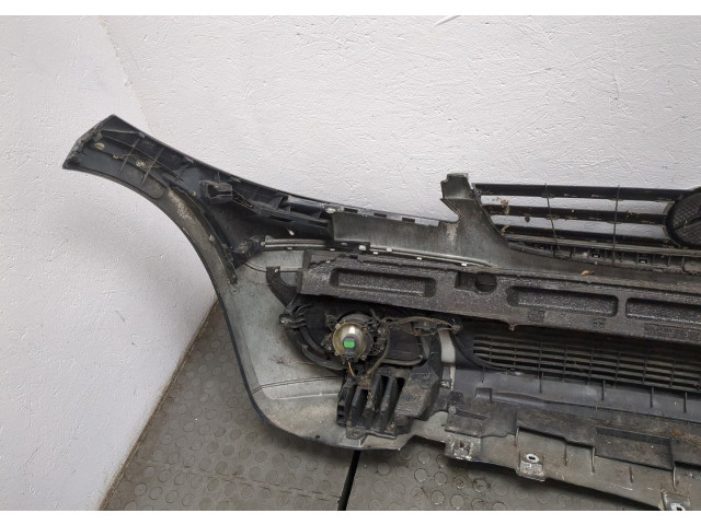 Решетка радиатора  Mercedes A W169 2004-2012          