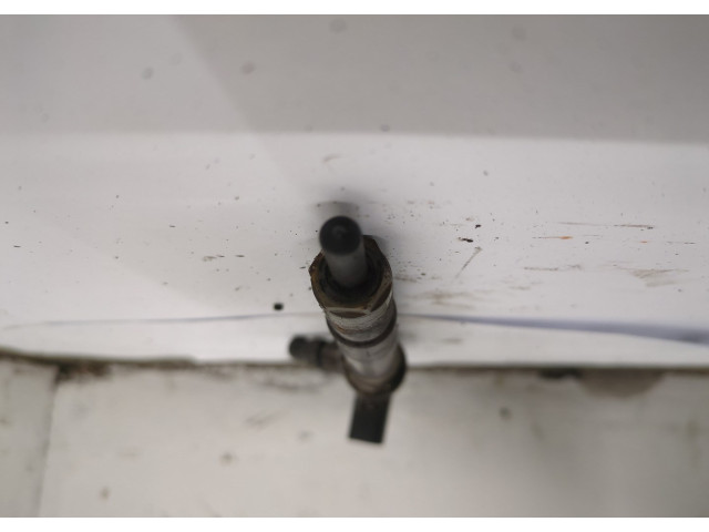 Форсунка топливная Skoda Rapid 2012-2020 03L130277S