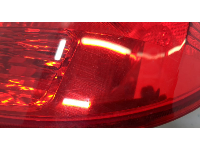 Задний фонарь          