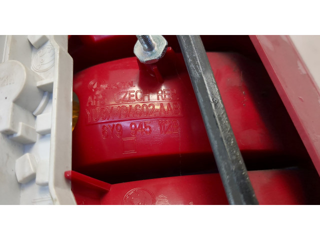 Задний фонарь          