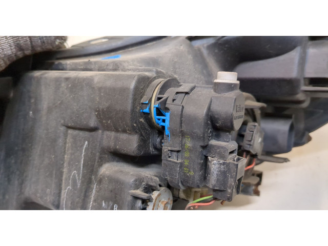 Фара передняя  Suzuki SX4 2006-2014 правая 