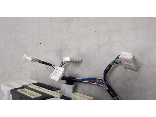 Блок комфорта  Toyota Auris E18 2012-        