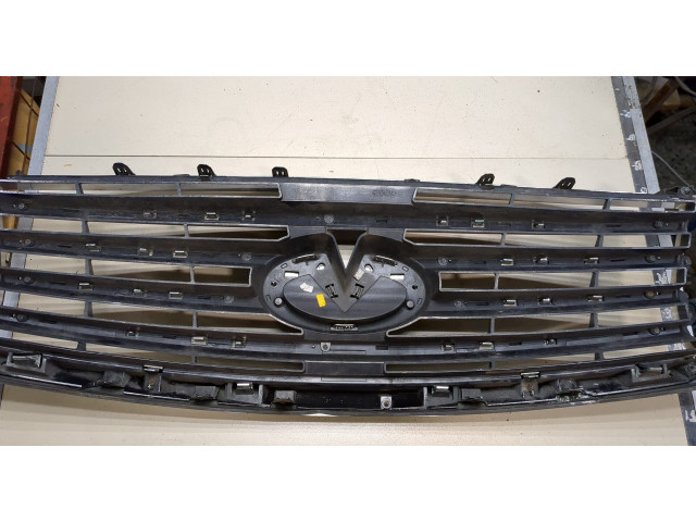 Решетка радиатора  Infiniti QX60 2013-2016          3.5 