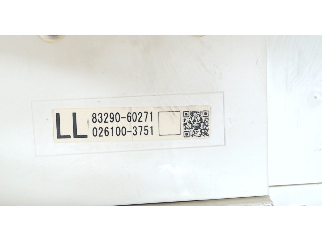 Дисплей бортового компьютера Lexus GX 2002-2009 8329060271