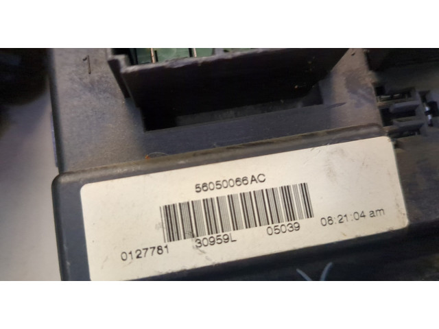 Блок реле Jeep Grand Cherokee 2004-2010 56050066AC