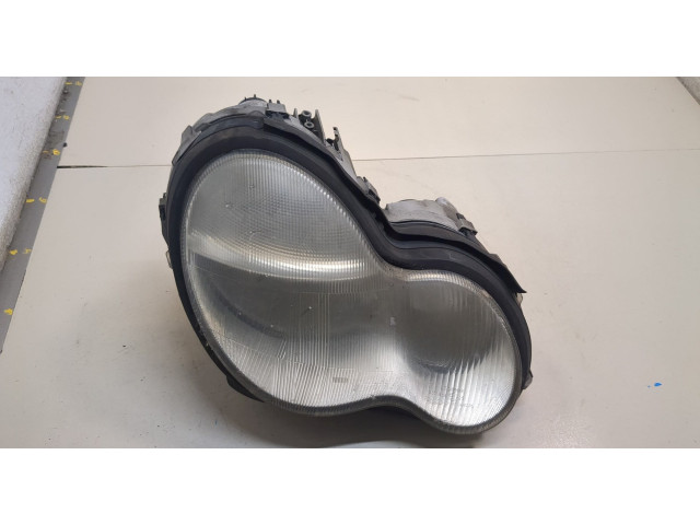 Фара передняя Mercedes C W203 2000-2008 правая