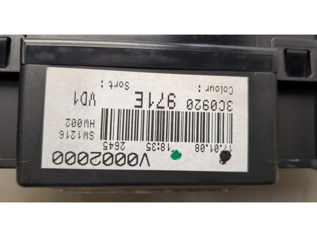 Панель приборов  Volkswagen Passat 6 2005-2010            