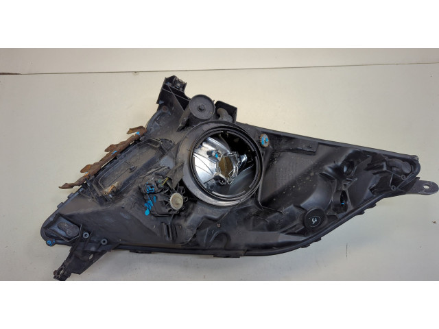 Фара передняя  Toyota Prius 2003-2009 левая 