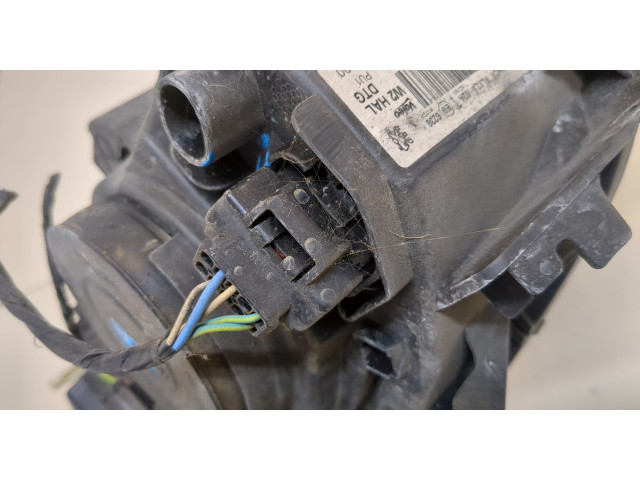 Фара передняя  Peugeot 508 2010-2018 правая 