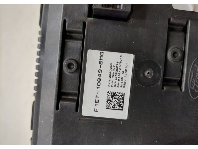 Панель приборов  Ford Focus 3 2014-2019       2303632, F1ET10849BMG     