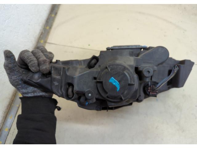 Фара передняя  Jaguar XF 2007–2012 правая 