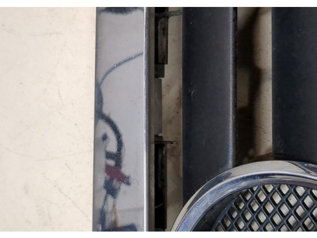 Решетка радиатора  Mercedes A W168 1997-2004           1.4 