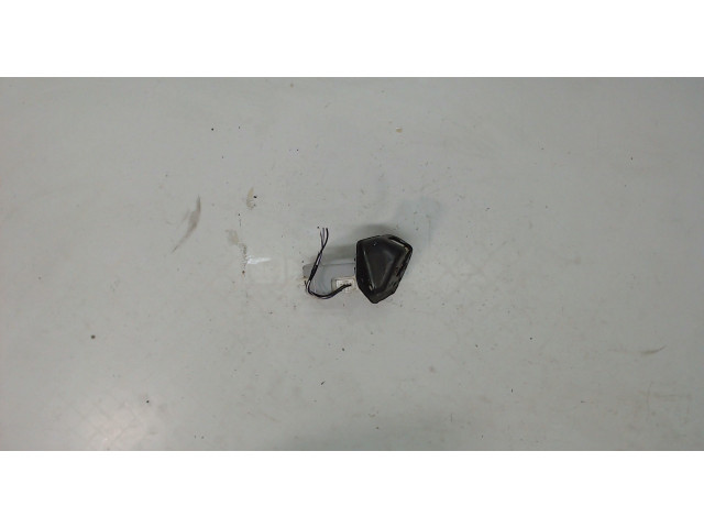 Замок багажника Mitsubishi Pajero / Montero 2000-2006