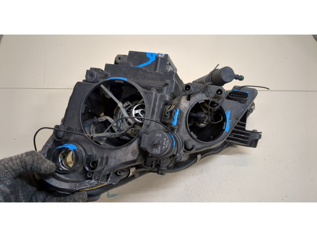 Фара передняя  Mercedes CLS C219 2004-2010 правая 