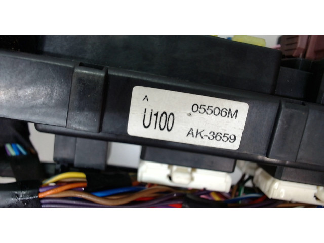 Блок предохранителей Chevrolet Tacuma (Rezzo) U100AK3659 2