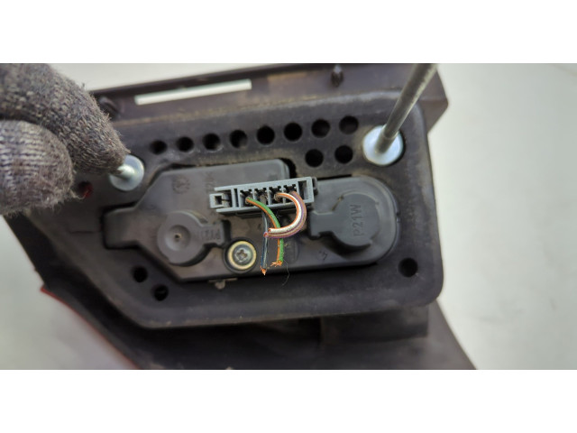 Задний фонарь