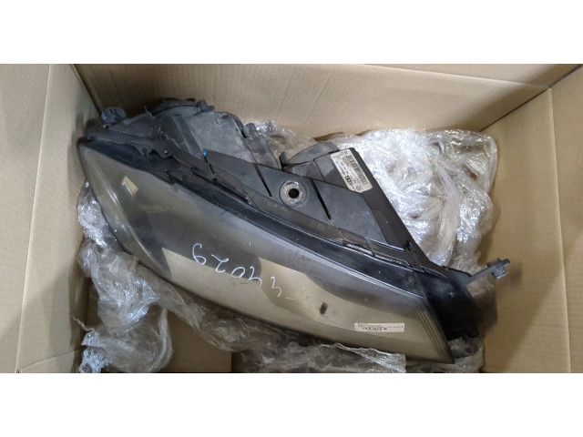 Фара передняя Volkswagen Passat 7 2010-2015 Европа правая