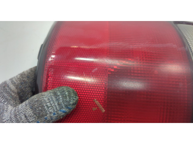 Задний фонарь 15832091