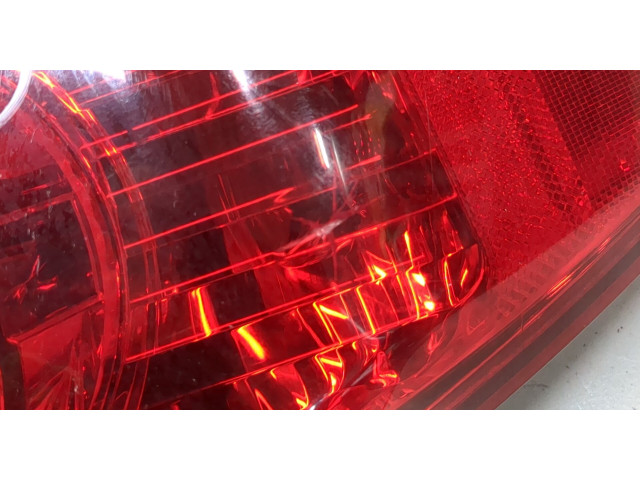 Задний фонарь          