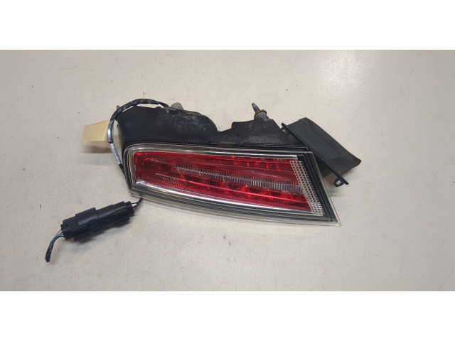 Задний фонарь          