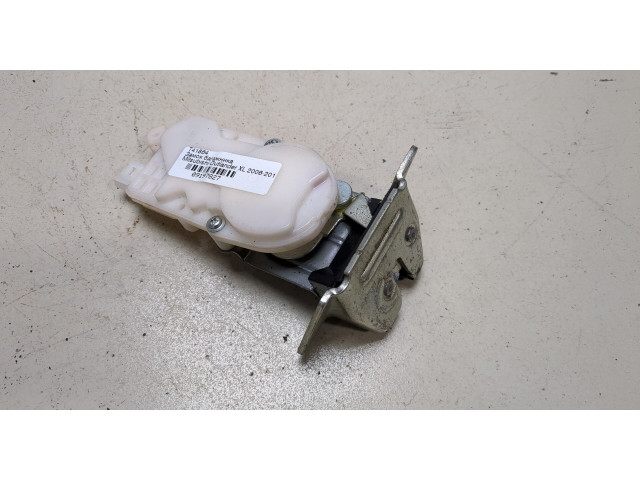 Замок багажника  Mitsubishi Outlander XL 2006-2012       