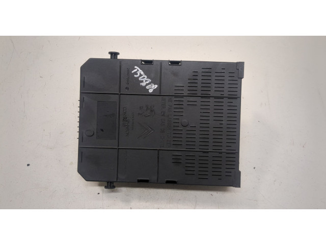 Блок BSI  Peugeot 5008 2009-2016      28119759   