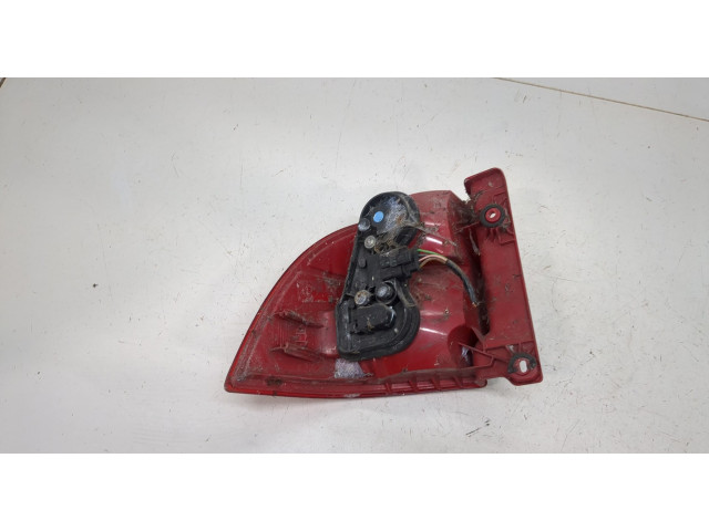 Задний фонарь