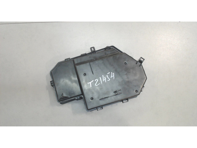 Корпус блока предохранителей Audi A6 (C6) Allroad 2006-2008 3