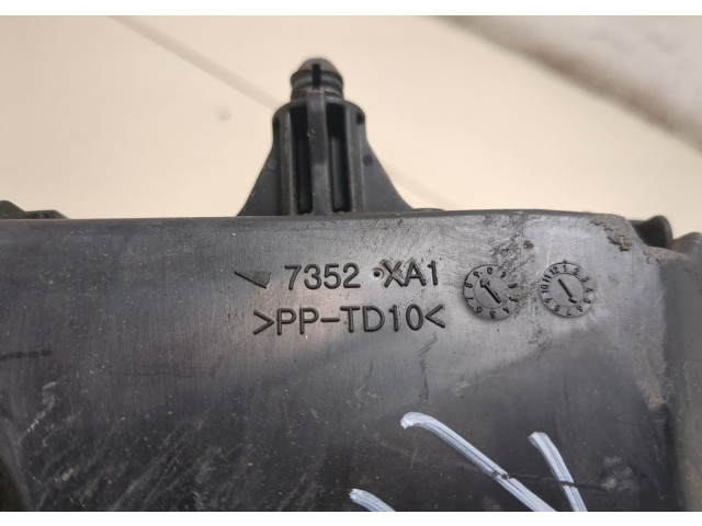 Блок предохранителей Lexus HS 2009-2018 8264147070