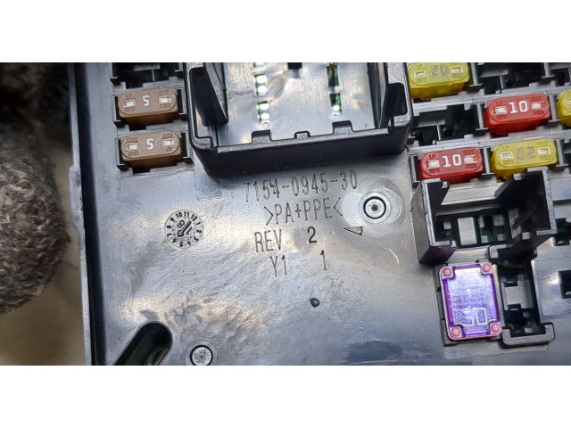 Блок предохранителей Cadillac XT5 2016-2019 84270913