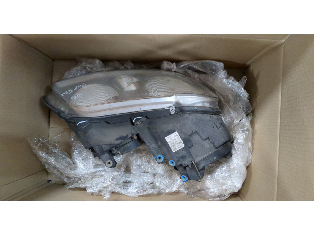 Фара передняя  Volkswagen Caddy 2004-2015 правая 