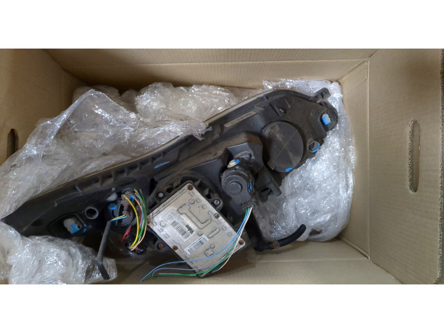 Фара передняя  Citroen C4 2004-2010 левая 