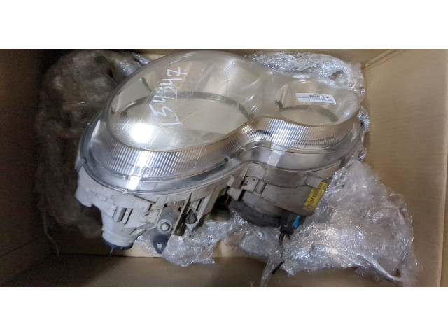 Фара передняя  Mercedes C W203 2000-2008 левая 