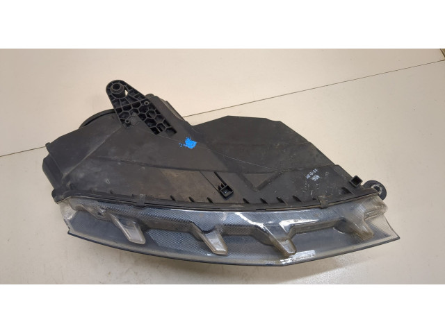 Фара передняя  Skoda Octavia (A7) 2013-2023 левая 