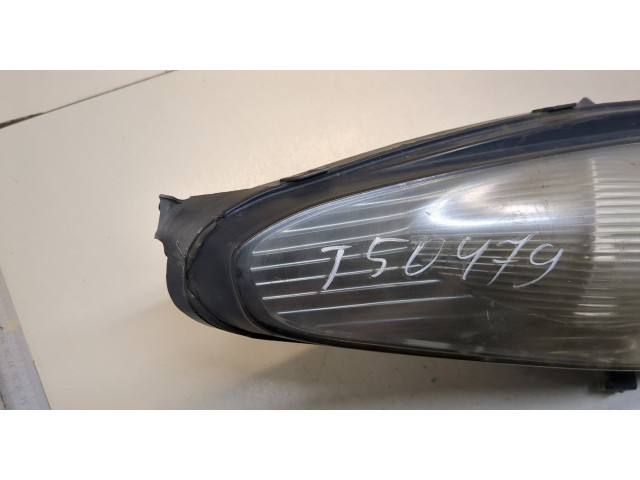 Фара передняя  Toyota Celica 1999-2005 правая 