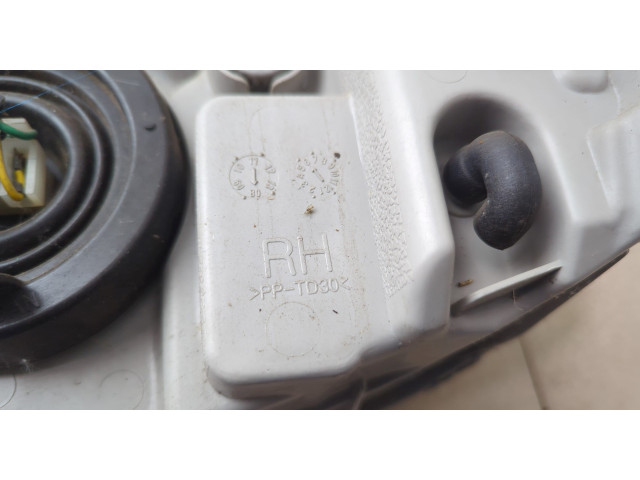 Фара передняя  Chevrolet Aveo (T250 / 255) 2006-2012 правая 