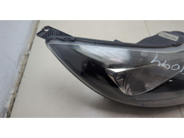 Фара передняя  Ford Focus 3 2011-2015 правая 