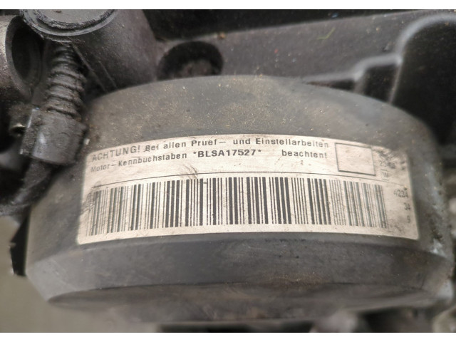 Форсунка топливная  Volkswagen Touran 2006-2010    038130073BN     