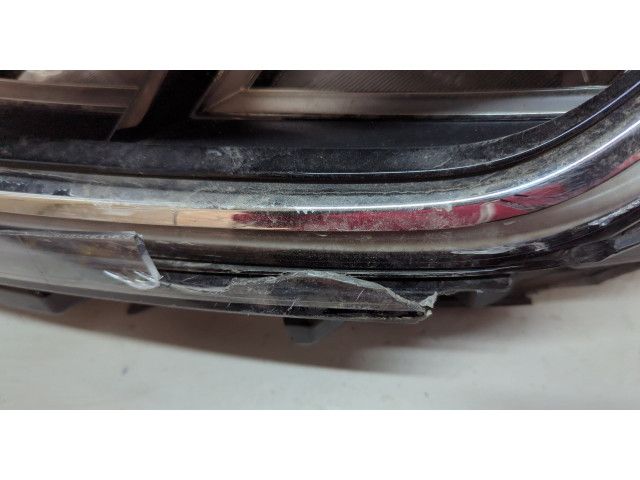 Фара передняя  Volkswagen Jetta 7 2018-2025 левая 