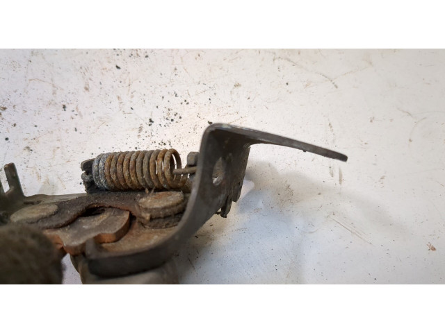 Замок капота Volkswagen Caddy 1995-2004