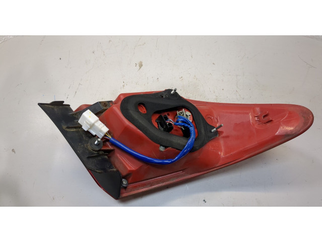 Задний фонарь