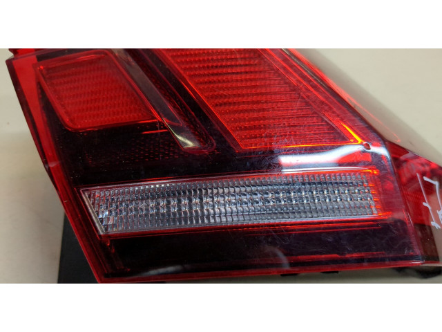 Задний фонарь          