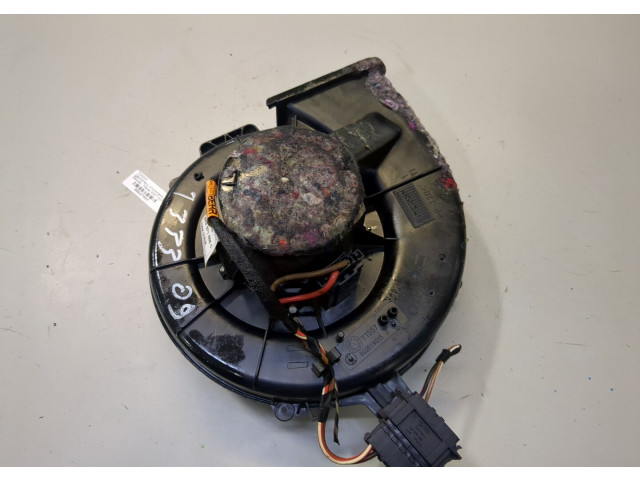 Моторчик печки  Skoda Fabia 2007-2010 6Q2819015J     6Q2819015J   