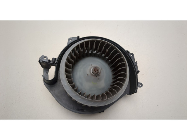 Моторчик печки Audi A6 (C6) 2004-2011 4F0820020A 4F0820020A