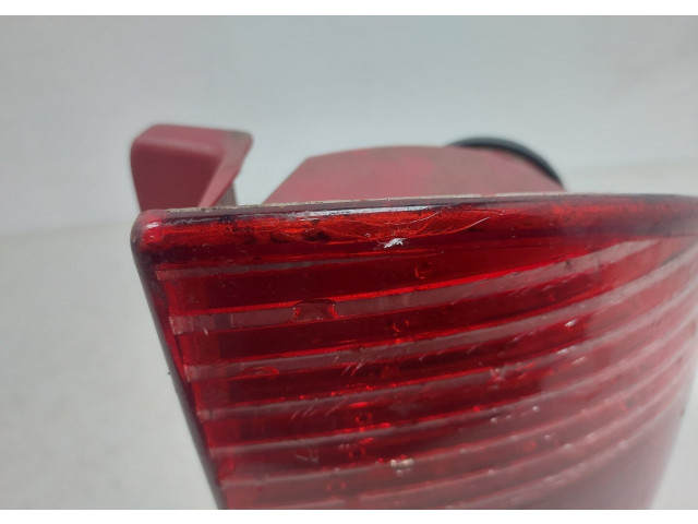 Задний фонарь          