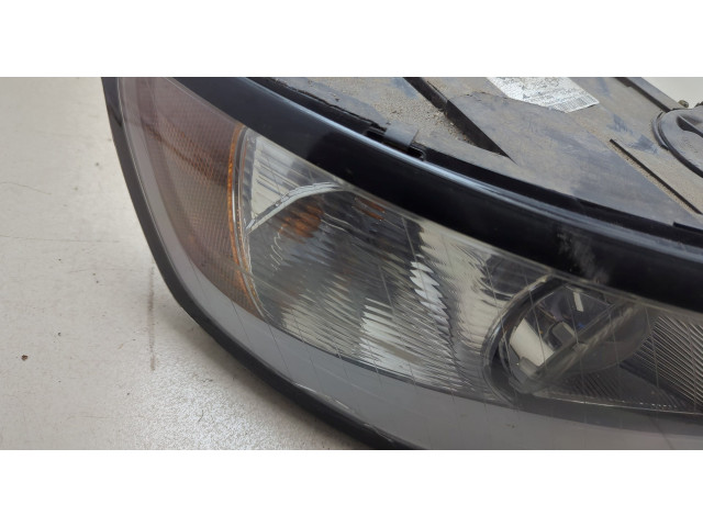 Фара передняя  Volvo V50 2004-2012 правая 