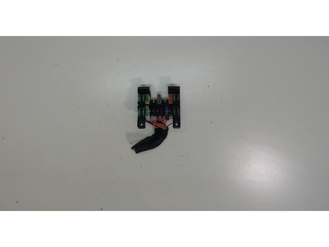 Блок предохранителей  Mercedes E W211 2002-2009      2116450301     3.2