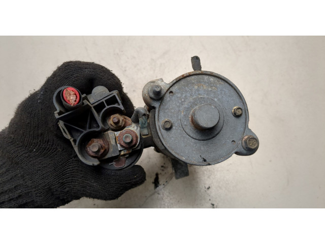 Стартер  Volvo V50 2004-2012 1.8     