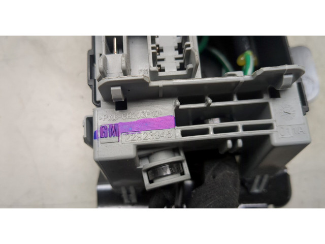 Блок предохранителей GMC Terrain 2017- 22923945 1.5