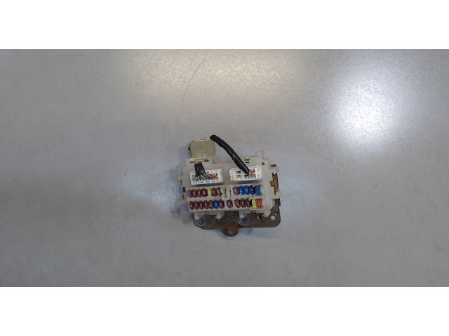 Блок предохранителей Hummer H3 1051020 3.5